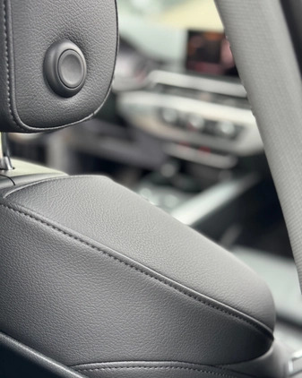 Audi A4 cena 79900 przebieg: 159000, rok produkcji 2019 z Nowy Wiśnicz małe 529